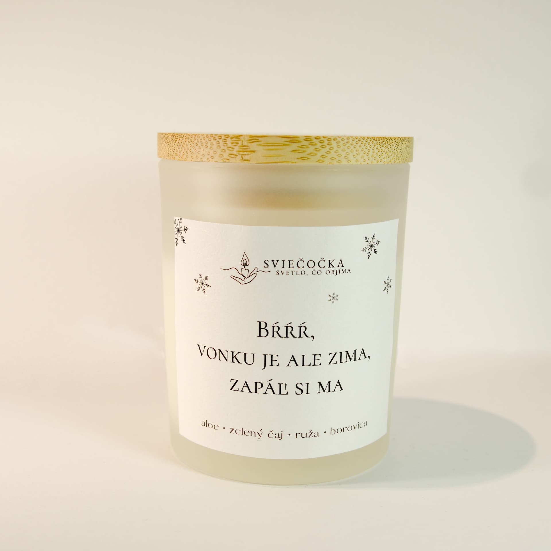 Zapáľ si ma aloe · zelený čaj · ruža · borovica 140g množstvo vosku ručne vyrábaná sójová sviečka sójový vosk