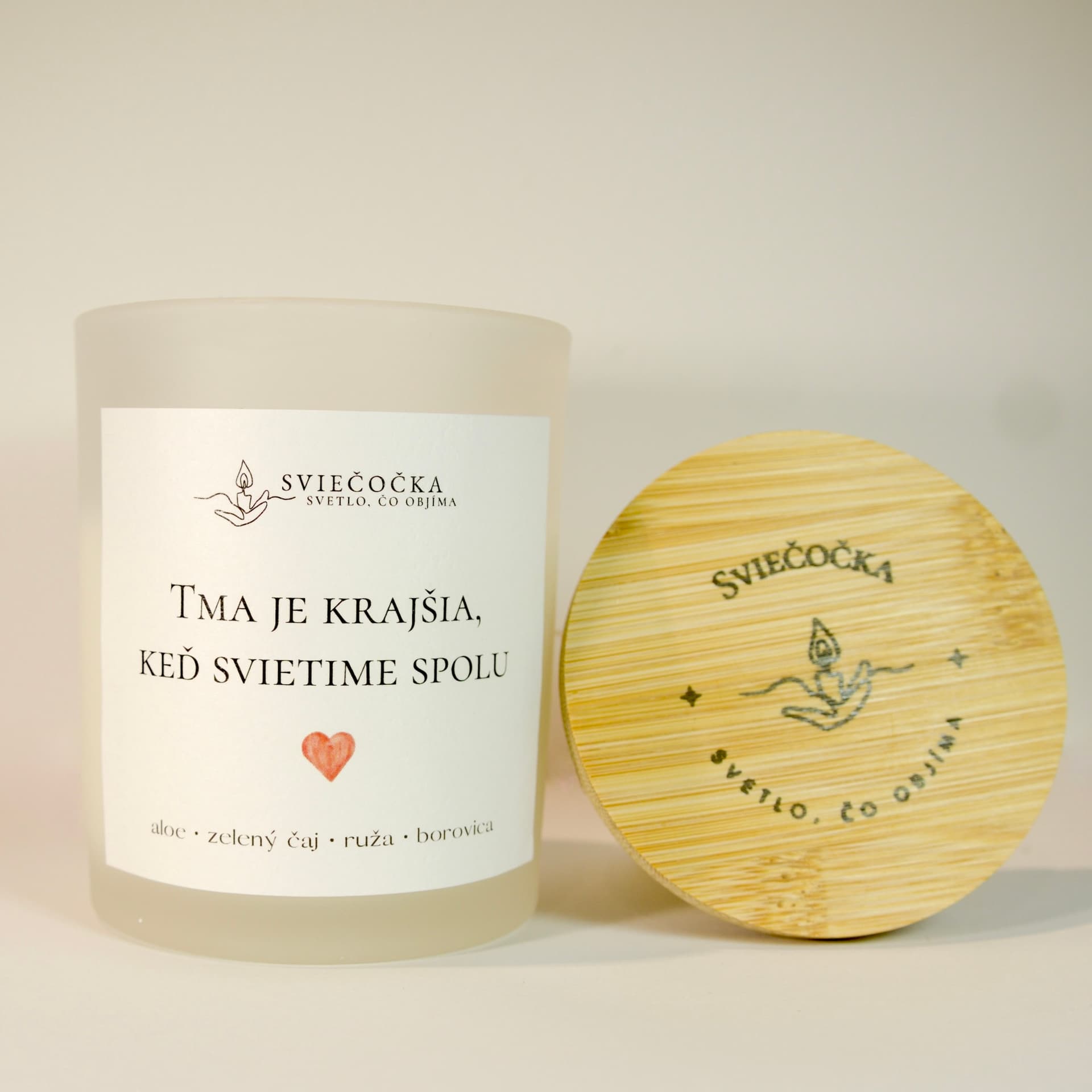 Svieťme spolu aloe · zelený čaj · ruža · borovica 140g množstvo vosku ručne vyrábaná sójová sviečka sójový vosk - pohľad 4
