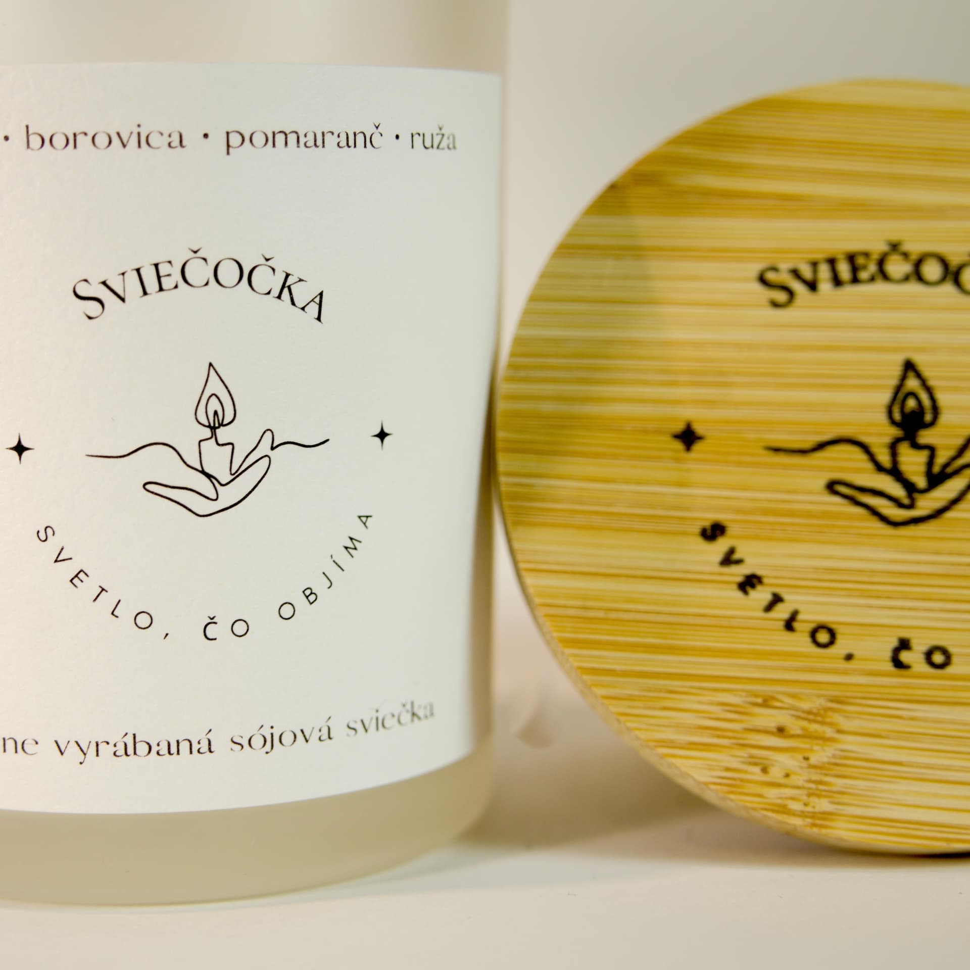 Drevité svetlo céder · borovica · pomaranč · ruža 140g množstvo vosku ručne vyrábaná sójová sviečka sójový vosk - pohľad 5